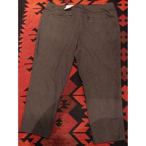 NEW Croft & Barrow Womens 24W Short Black & Gray Effortless Stretch Pull-On Pant - Picture 11 of 11